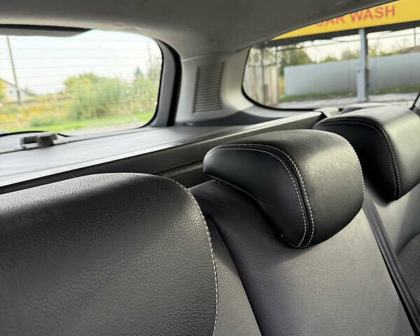 Черный Форд Фокус, объемом двигателя 1.8 л и пробегом 186 тыс. км за 5500 $, фото 13 на Automoto.ua