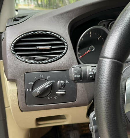 Форд Фокус 2009 у Житомирі на Automoto.ua Чорний Форд Фокус, об'ємом двигуна 1.56 л та пробігом 242 тис. км за 5950 $, фото 18 на Automoto.ua