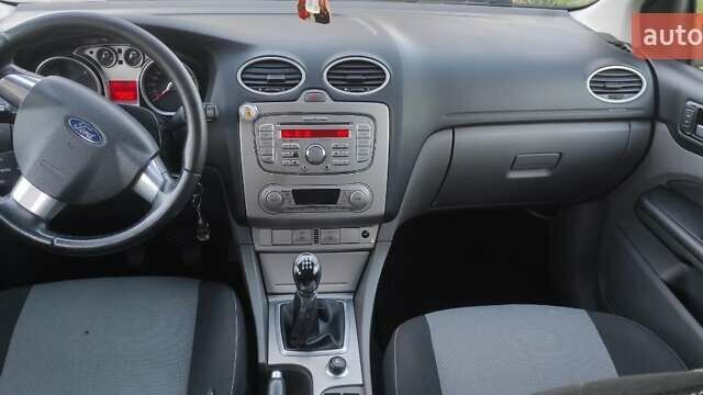 Форд Фокус 2009 в Каменке-Бугской на Automoto.ua Черный Форд Фокус, объемом двигателя 1.8 л и пробегом 356 тыс. км за 5200 $, фото 10 на Automoto.ua