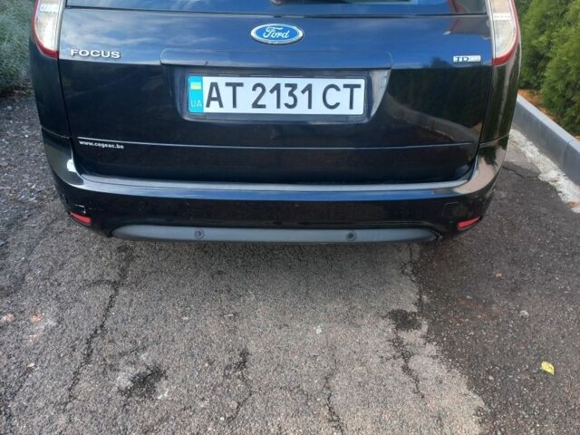 Черный Форд Фокус, объемом двигателя 1.6 л и пробегом 247 тыс. км за 5500 $, фото 5 на Automoto.ua