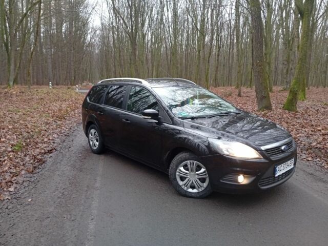 Черный Форд Фокус, объемом двигателя 1.6 л и пробегом 269 тыс. км за 4700 $, фото 1 на Automoto.ua