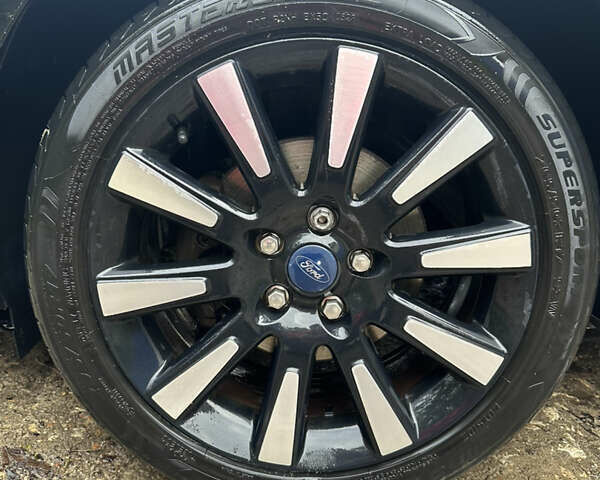 Черный Форд Фокус, объемом двигателя 1.6 л и пробегом 222 тыс. км за 6100 $, фото 8 на Automoto.ua