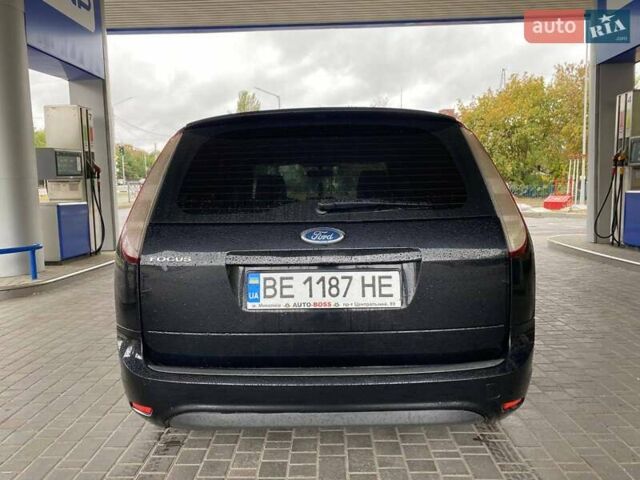Черный Форд Фокус, объемом двигателя 1.6 л и пробегом 257 тыс. км за 6400 $, фото 9 на Automoto.ua