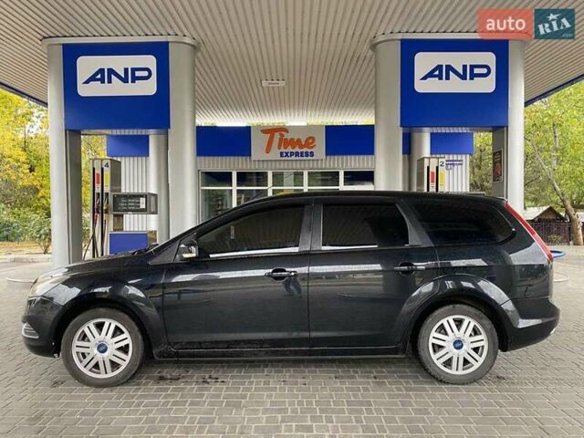 Черный Форд Фокус, объемом двигателя 1.6 л и пробегом 257 тыс. км за 6400 $, фото 13 на Automoto.ua