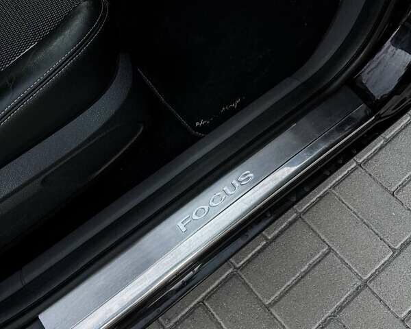 Чорний Форд Фокус, об'ємом двигуна 1.6 л та пробігом 183 тис. км за 6100 $, фото 37 на Automoto.ua