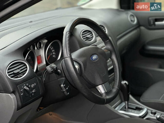 Чорний Форд Фокус, об'ємом двигуна 1.6 л та пробігом 226 тис. км за 6100 $, фото 18 на Automoto.ua