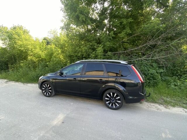 Черный Форд Фокус, объемом двигателя 1.6 л и пробегом 222 тыс. км за 6100 $, фото 1 на Automoto.ua