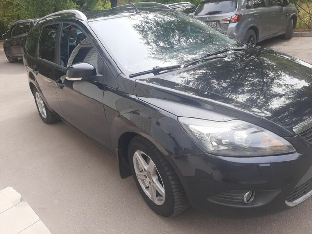 Черный Форд Фокус, объемом двигателя 1.8 л и пробегом 218 тыс. км за 3500 $, фото 4 на Automoto.ua