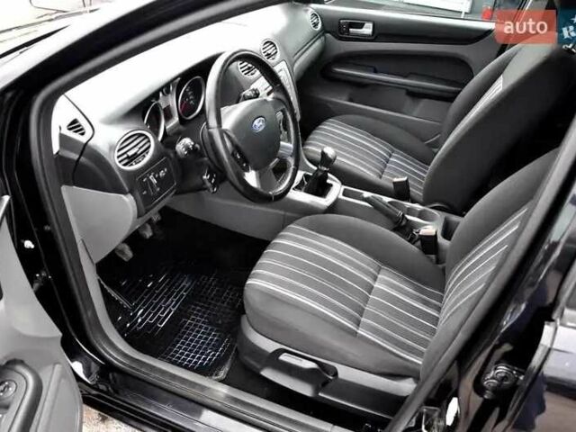 Черный Форд Фокус, объемом двигателя 0 л и пробегом 230 тыс. км за 5300 $, фото 7 на Automoto.ua