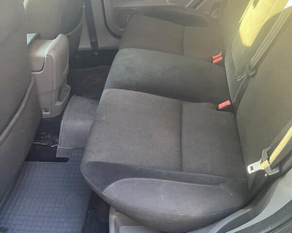 Форд Фокус 2009 у Ужгороді на Automoto.ua Чорний Форд Фокус, об'ємом двигуна 1.6 л та пробігом 210 тис. км за 5800 $, фото 7 на Automoto.ua