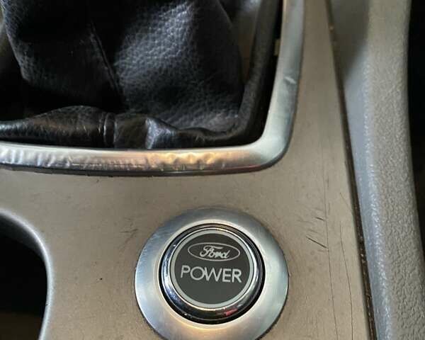 Черный Форд Фокус, объемом двигателя 1.6 л и пробегом 257 тыс. км за 6400 $, фото 28 на Automoto.ua