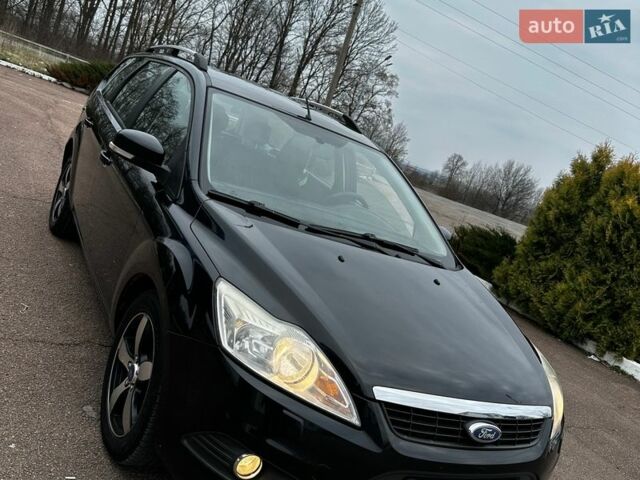 Черный Форд Фокус, объемом двигателя 1.6 л и пробегом 230 тыс. км за 5800 $, фото 2 на Automoto.ua