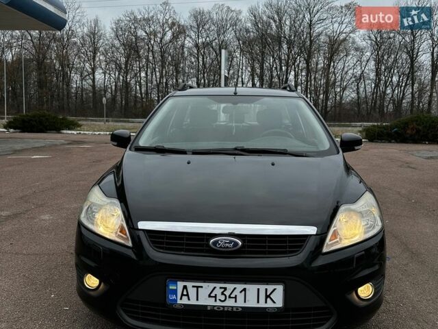 Черный Форд Фокус, объемом двигателя 1.6 л и пробегом 230 тыс. км за 5800 $, фото 1 на Automoto.ua