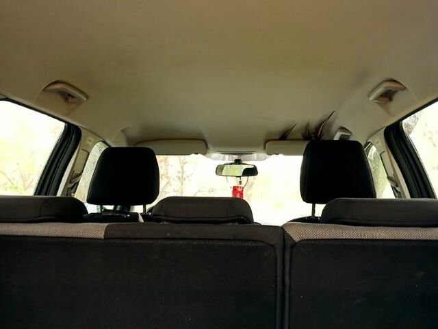 Черный Форд Фокус, объемом двигателя 1.6 л и пробегом 194 тыс. км за 5999 $, фото 6 на Automoto.ua