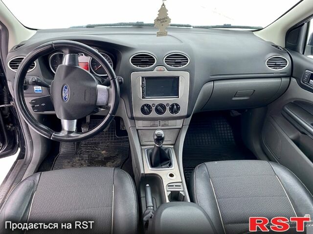 Чорний Форд Фокус, об'ємом двигуна 1.6 л та пробігом 240 тис. км за 5750 $, фото 6 на Automoto.ua