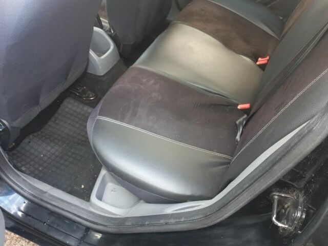 Черный Форд Фокус, объемом двигателя 1.6 л и пробегом 247 тыс. км за 5500 $, фото 11 на Automoto.ua