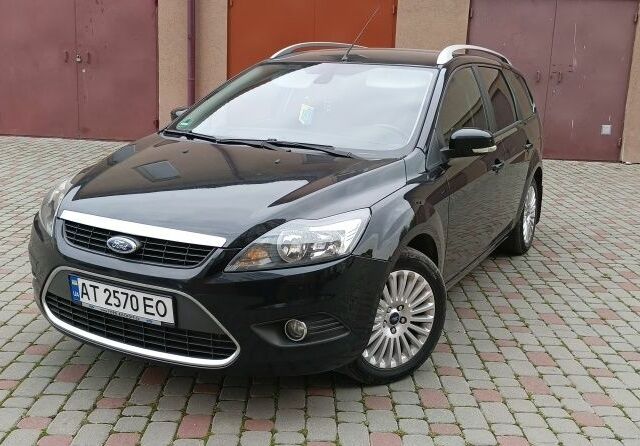 Черный Форд Фокус, объемом двигателя 1.6 л и пробегом 208 тыс. км за 6565 $, фото 1 на Automoto.ua