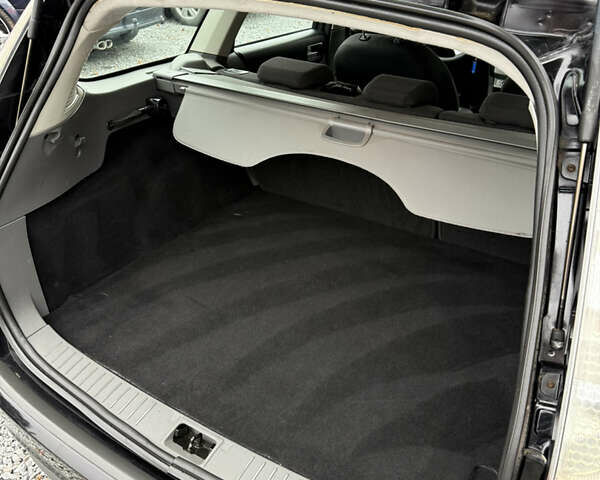 Черный Форд Фокус, объемом двигателя 1.6 л и пробегом 195 тыс. км за 5700 $, фото 131 на Automoto.ua