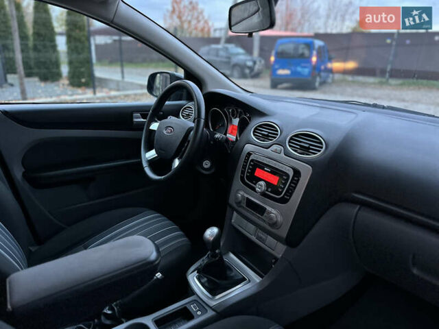Форд Фокус 2010 в Виннице на Automoto.ua Черный Форд Фокус, объемом двигателя 1.6 л и пробегом 233 тыс. км за 6300 $, фото 41 на Automoto.ua