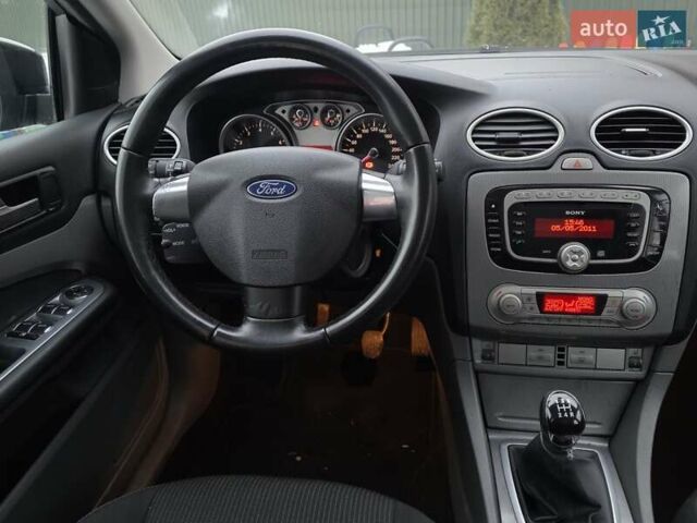 Черный Форд Фокус, объемом двигателя 1.6 л и пробегом 203 тыс. км за 5950 $, фото 28 на Automoto.ua
