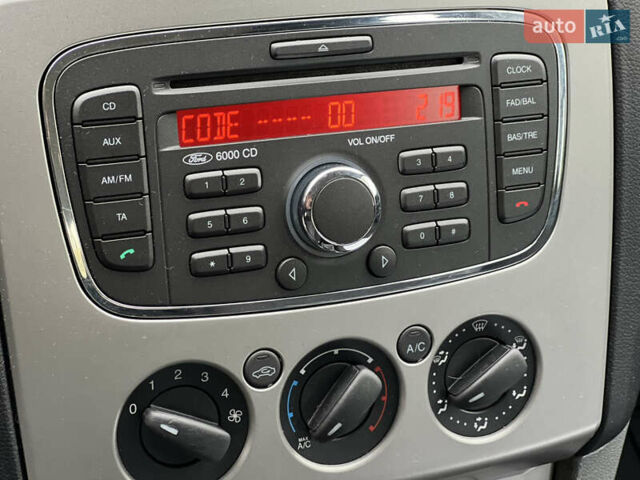 Чорний Форд Фокус, об'ємом двигуна 1.6 л та пробігом 208 тис. км за 6450 $, фото 9 на Automoto.ua