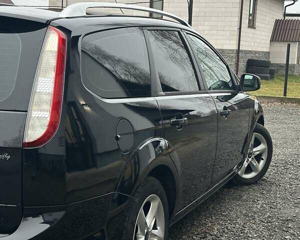 Чорний Форд Фокус, об'ємом двигуна 1.6 л та пробігом 320 тис. км за 5300 $, фото 7 на Automoto.ua