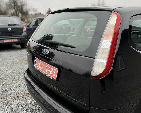 Черный Форд Фокус, объемом двигателя 1.6 л и пробегом 195 тыс. км за 5700 $, фото 27 на Automoto.ua