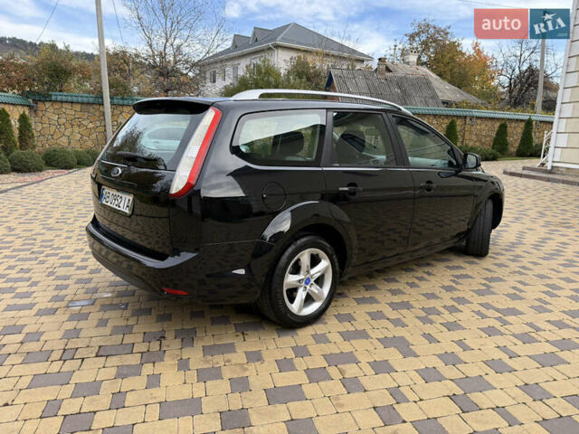 Черный Форд Фокус, объемом двигателя 1.6 л и пробегом 216 тыс. км за 5650 $, фото 2 на Automoto.ua