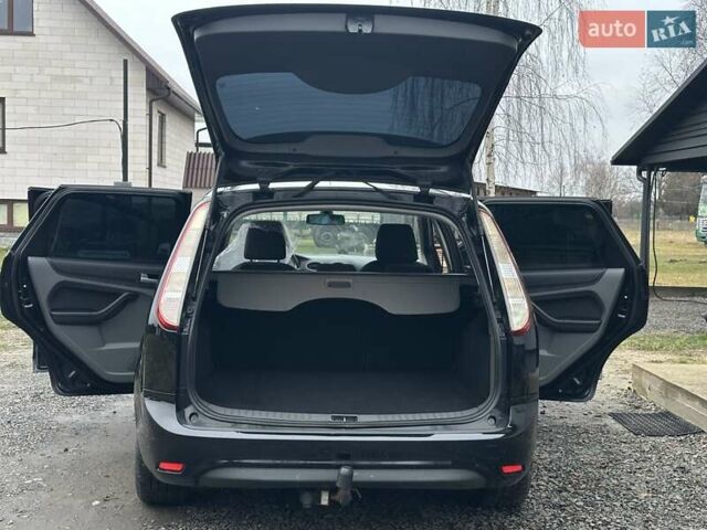 Чорний Форд Фокус, об'ємом двигуна 1.6 л та пробігом 320 тис. км за 5300 $, фото 42 на Automoto.ua