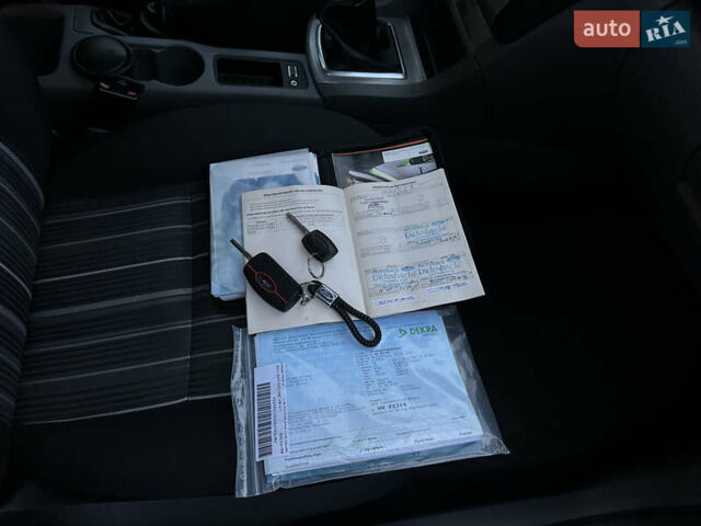 Форд Фокус 2010 в Виннице на Automoto.ua Черный Форд Фокус, объемом двигателя 1.6 л и пробегом 233 тыс. км за 6300 $, фото 48 на Automoto.ua