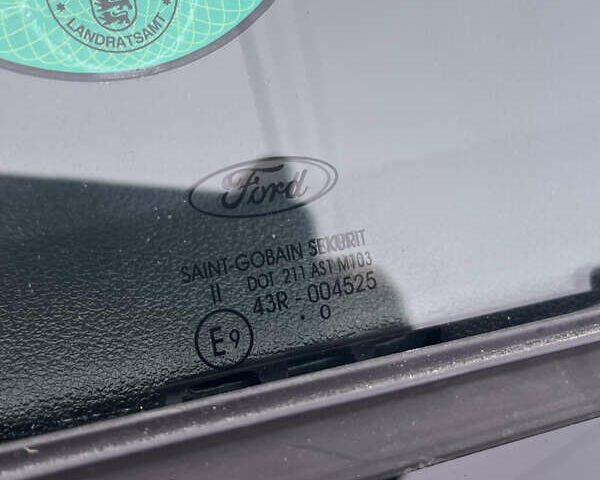 Чорний Форд Фокус, об'ємом двигуна 1.6 л та пробігом 193 тис. км за 6199 $, фото 43 на Automoto.ua