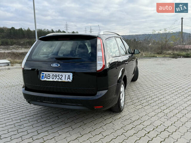 Черный Форд Фокус, объемом двигателя 1.6 л и пробегом 217 тыс. км за 5450 $, фото 4 на Automoto.ua