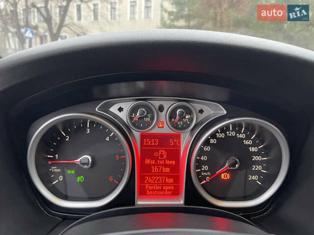 Черный Форд Фокус, объемом двигателя 1.6 л и пробегом 242 тыс. км за 6150 $, фото 21 на Automoto.ua