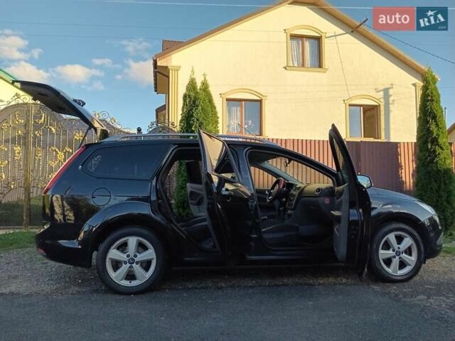 Черный Форд Фокус, объемом двигателя 1.6 л и пробегом 278 тыс. км за 5000 $, фото 10 на Automoto.ua