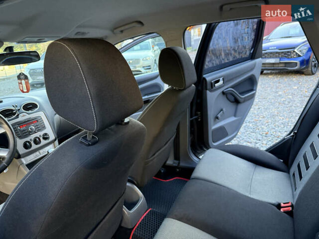 Чорний Форд Фокус, об'ємом двигуна 1.6 л та пробігом 278 тис. км за 5599 $, фото 28 на Automoto.ua