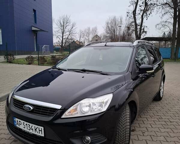 Черный Форд Фокус, объемом двигателя 1.6 л и пробегом 270 тыс. км за 6800 $, фото 1 на Automoto.ua