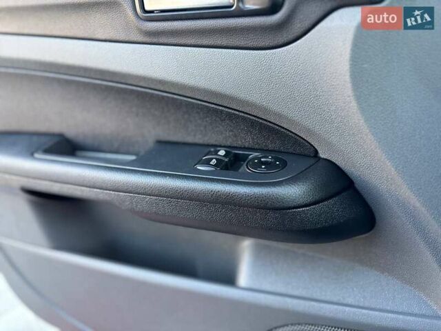 Черный Форд Фокус, объемом двигателя 1.6 л и пробегом 205 тыс. км за 6200 $, фото 10 на Automoto.ua