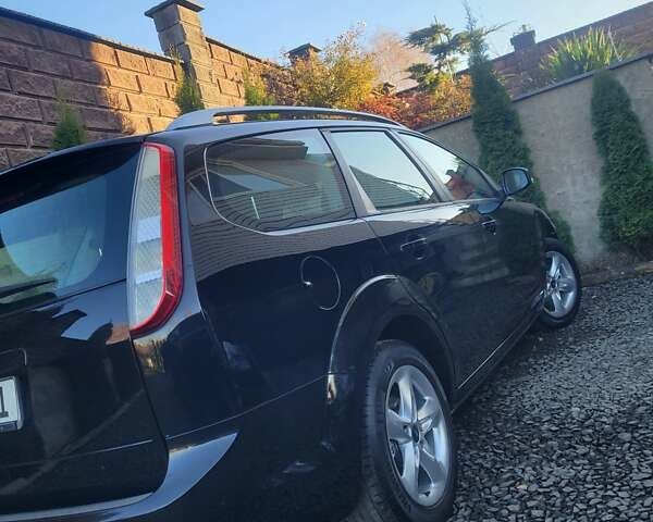 Чорний Форд Фокус, об'ємом двигуна 1.6 л та пробігом 197 тис. км за 4999 $, фото 6 на Automoto.ua