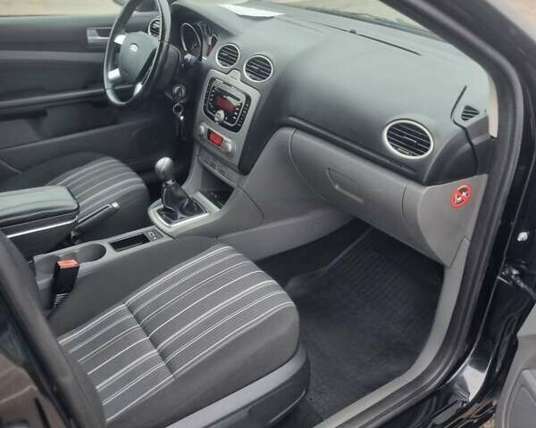 Чорний Форд Фокус, об'ємом двигуна 1.6 л та пробігом 230 тис. км за 6300 $, фото 33 на Automoto.ua