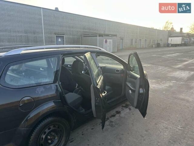 Чорний Форд Фокус, об'ємом двигуна 1.6 л та пробігом 260 тис. км за 1800 $, фото 7 на Automoto.ua