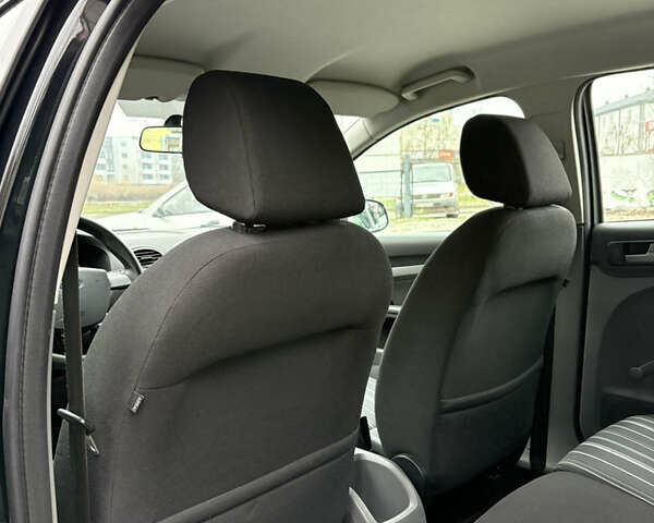 Чорний Форд Фокус, об'ємом двигуна 1.6 л та пробігом 233 тис. км за 6000 $, фото 25 на Automoto.ua