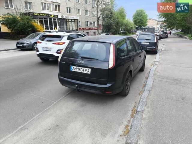 Черный Форд Фокус, объемом двигателя 1.8 л и пробегом 176 тыс. км за 4250 $, фото 4 на Automoto.ua
