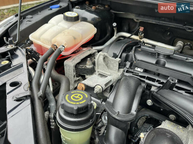 Чорний Форд Фокус, об'ємом двигуна 1.6 л та пробігом 222 тис. км за 6550 $, фото 32 на Automoto.ua