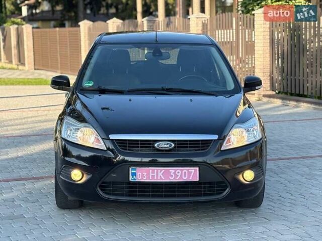 Черный Форд Фокус, объемом двигателя 1.6 л и пробегом 205 тыс. км за 6200 $, фото 7 на Automoto.ua