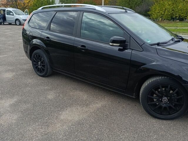 Черный Форд Фокус, объемом двигателя 0 л и пробегом 170 тыс. км за 6400 $, фото 5 на Automoto.ua