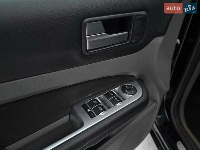 Черный Форд Фокус, объемом двигателя 1.6 л и пробегом 203 тыс. км за 5950 $, фото 19 на Automoto.ua