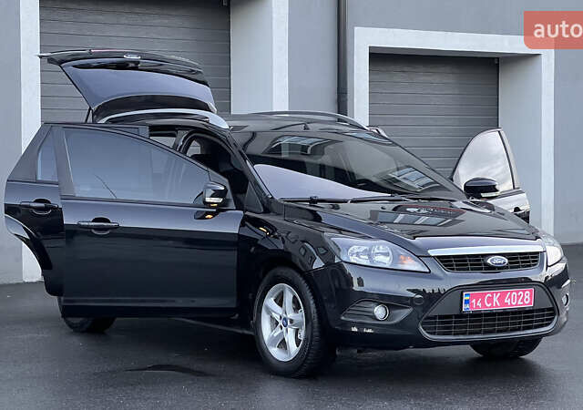 Черный Форд Фокус, объемом двигателя 1.8 л и пробегом 218 тыс. км за 5799 $, фото 4 на Automoto.ua