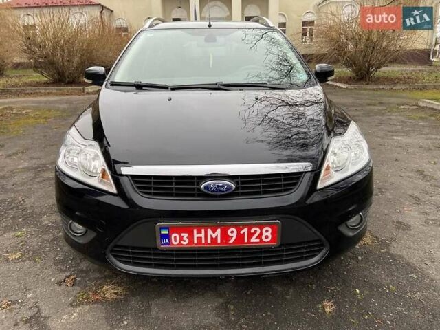 Черный Форд Фокус, объемом двигателя 1.6 л и пробегом 153 тыс. км за 5600 $, фото 2 на Automoto.ua