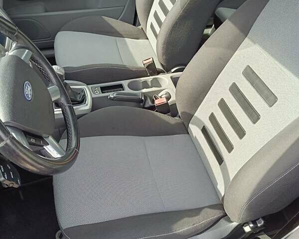 Чорний Форд Фокус, об'ємом двигуна 1.6 л та пробігом 228 тис. км за 5900 $, фото 12 на Automoto.ua