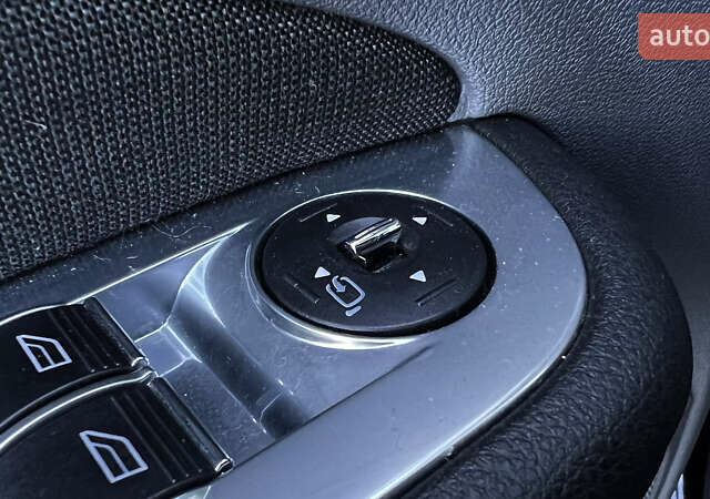 Черный Форд Фокус, объемом двигателя 1.8 л и пробегом 218 тыс. км за 5799 $, фото 37 на Automoto.ua